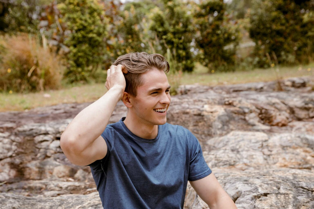 What are the Early Signs of Hair Loss in Men?